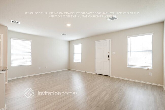 4223 Southton Lk