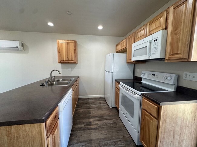 Photo - 1742 Anderson Ave Unit 1742 Anderson Ave