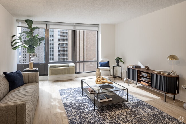 1 habitación, 1 baño - 792 pies cuadrados - Sala de estar - Columbus Plaza