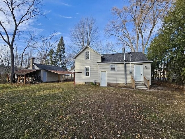 Photo - 321 Island Ave