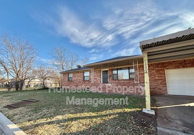 Photo - 1524 NE 29th St