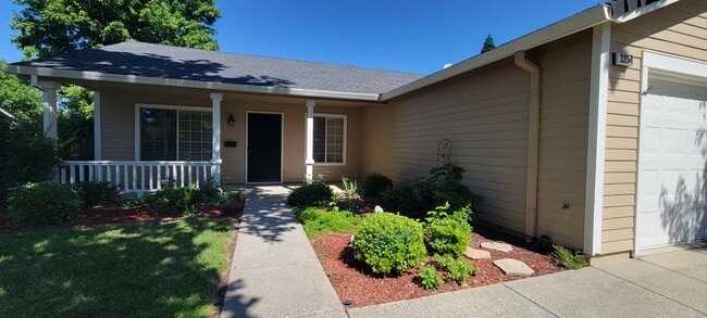 Building Photo - Beautiful Home in Hacienda Heights Subdivision