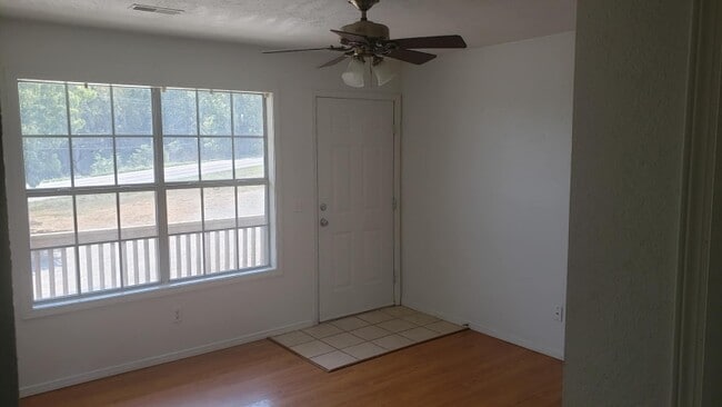 Building Photo - 9755 MO-13 Rental