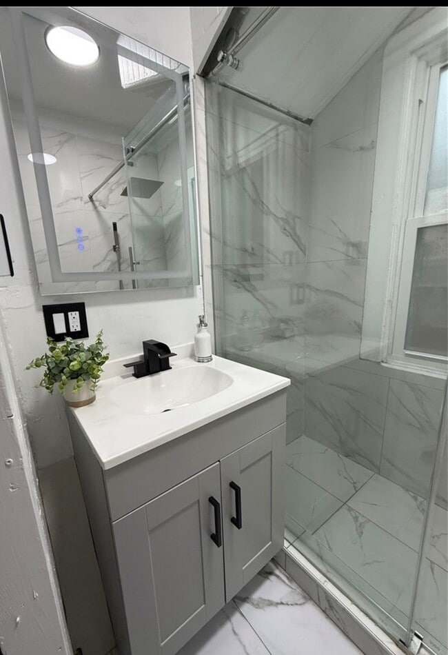 Photo - 59 Rowley St