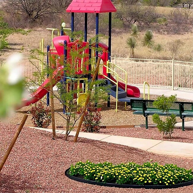 Playground - Vista Del Norte