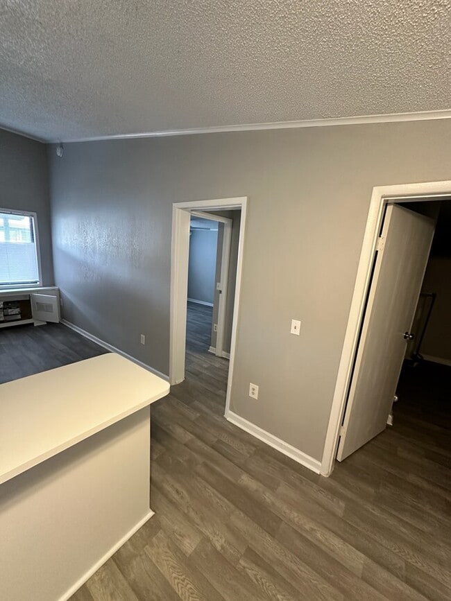 Photo - Amberlake Apartments