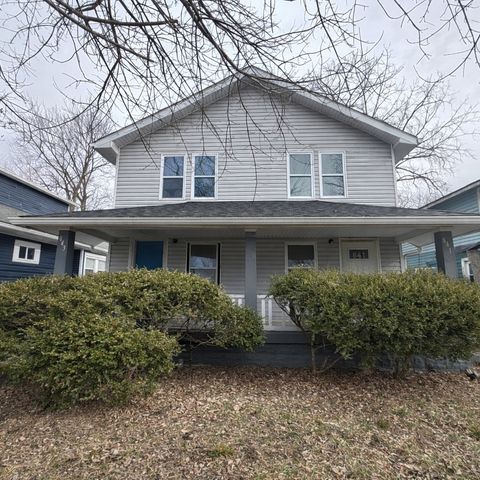 Building Photo - 843 Lasalle St