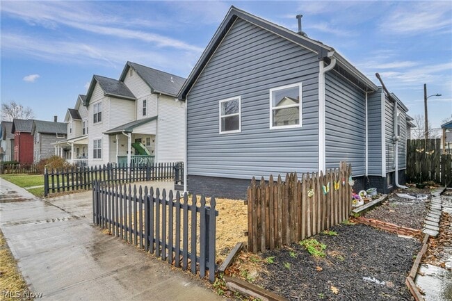 Photo - 2160 Fulton Rd