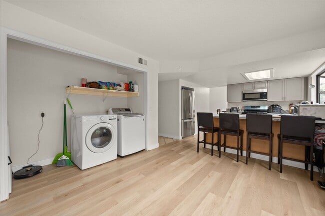 Photo - Spacious lot with no back house!