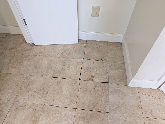 Photo - eks4821 Unidad 4823