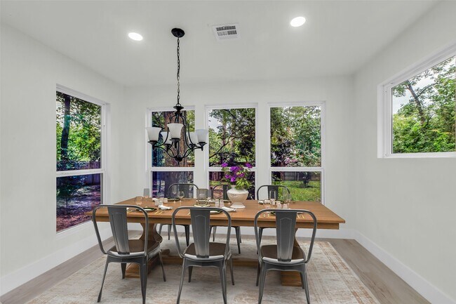 Photo - 1602 Pine Oak Dr
