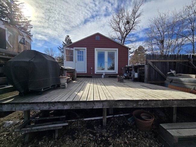 Photo - 417 E Tamarack St