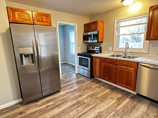 Photo - 3 BR/ 1 BA w/ renovated kitchen and bath
