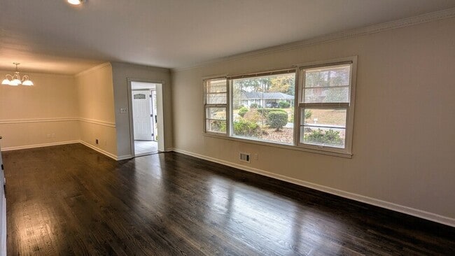 Photo - 294 Robin Ln SE