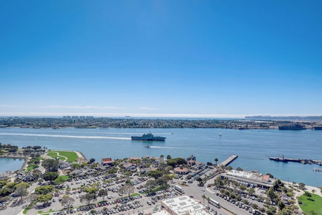 Building Photo - 700 W Harbor Dr