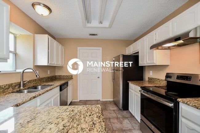 3 Bedroom Pet-Friendly Home in Mesquite, TX with Main Street Renewal