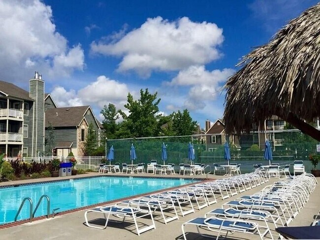 Photo - 112 Longfield Ct