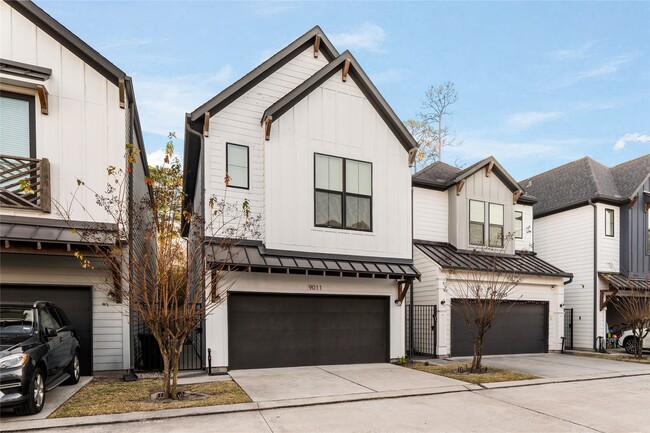 Photo - 9011 Wellspring Dr