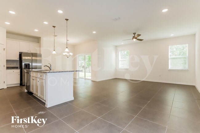 Photo - 170 Windsor Reserve Dr