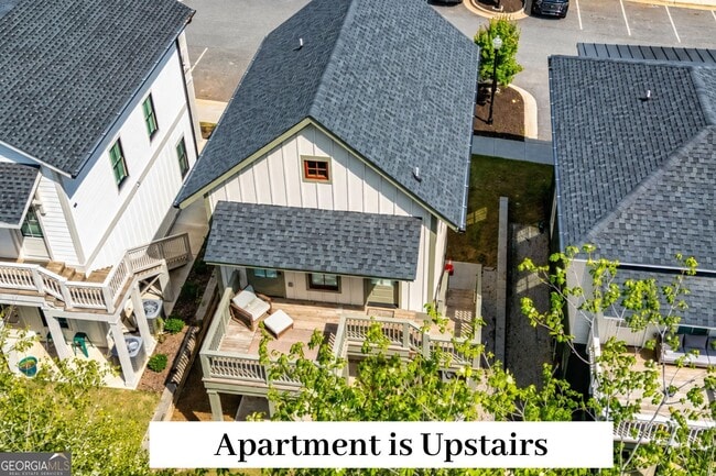 Photo - 3037 State St Unit FURNISHED / UTILITIES INC