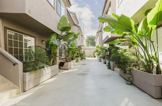 Photo - 1116 E Palmer Ave