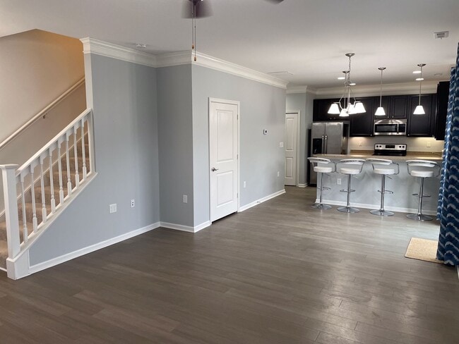 Photo - 4120 Clarendon Wy