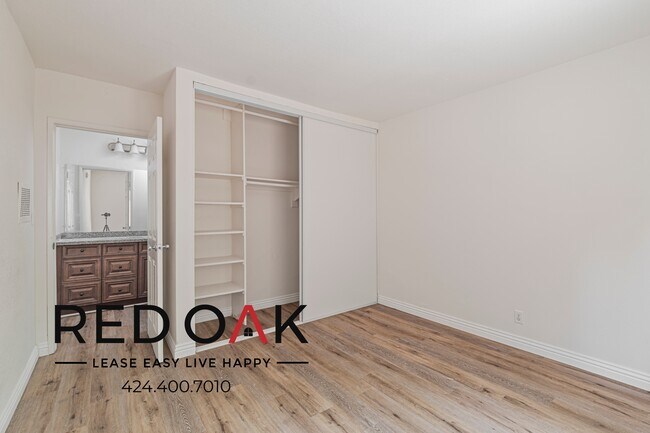 Photo - 15005 Sherman Way Unit 328