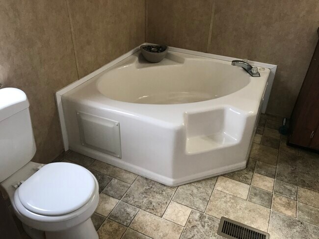 Photo - 6605 Gene Ball Dr