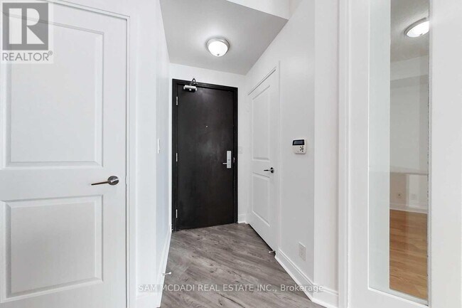 Photo - 70 Absolute Ave Unit 1604