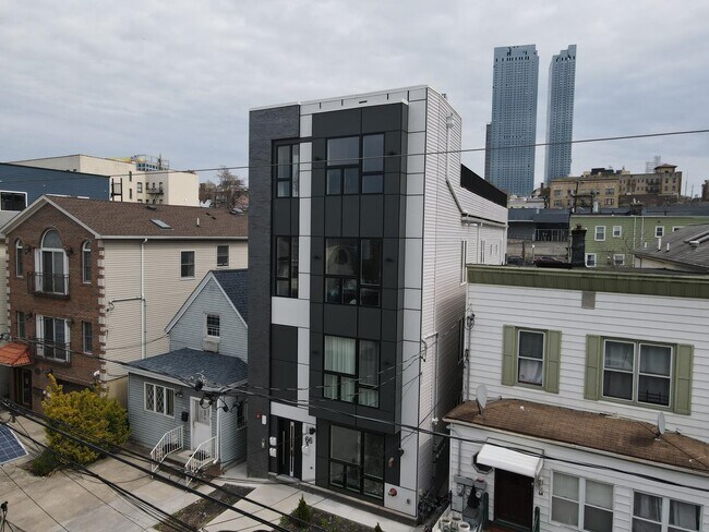 Photo - 66 Corbin Ave Condo Unit 3