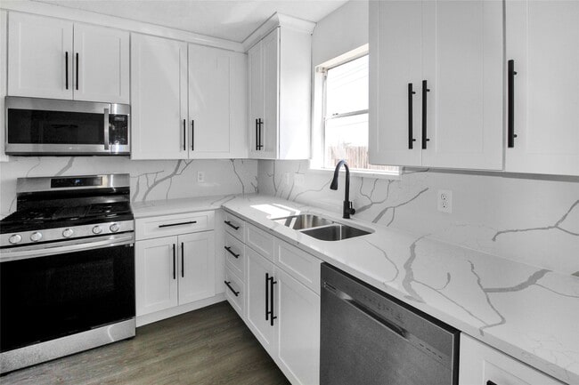 Photo - 511 Chaseway Dr