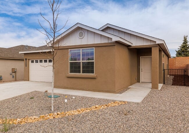 Building Photo - New Home in Santa Fe New Mexico