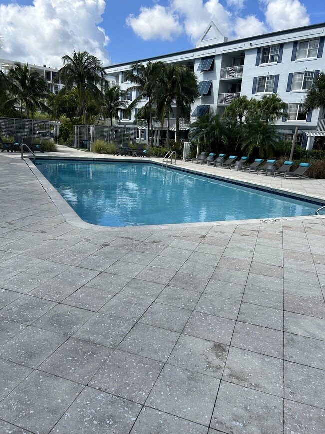 Photo - 651 E Woolbright Rd Condominio Unidad 303