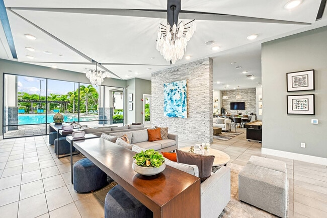 Clubhouse 2 - Halston Waterleigh