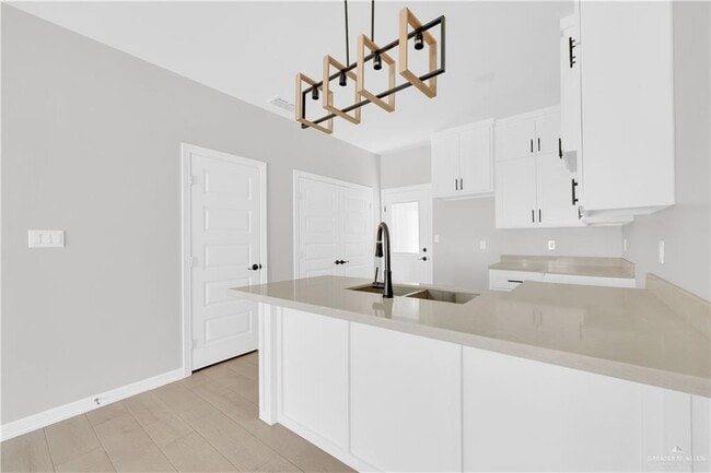 Photo - 14 E 13th St Unidad 1