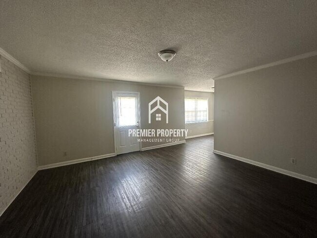 Photo - 5298 Dare Ave