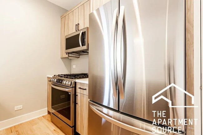 Photo - 2455 W Logan Blvd Unit 2455 West Logan Boulevard