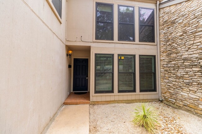 Photo - Charming 3 bed 2 bath Home in NW Austin!