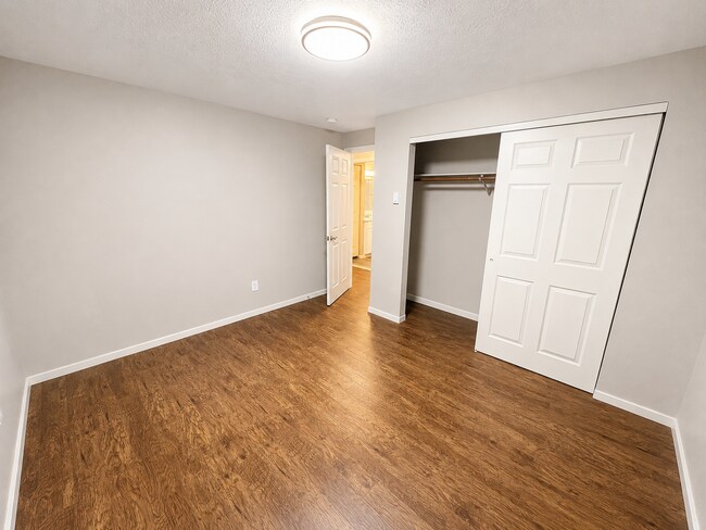 Photo - 8422 N Mayfair St Unidad 3