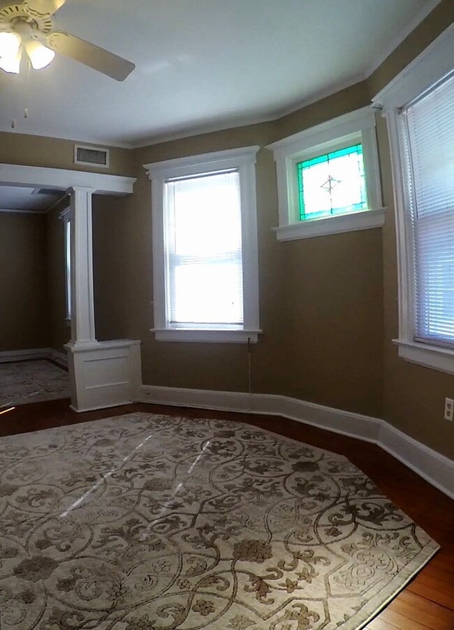 Photo - 38 Broughton Ave Unit Apartment 38-B