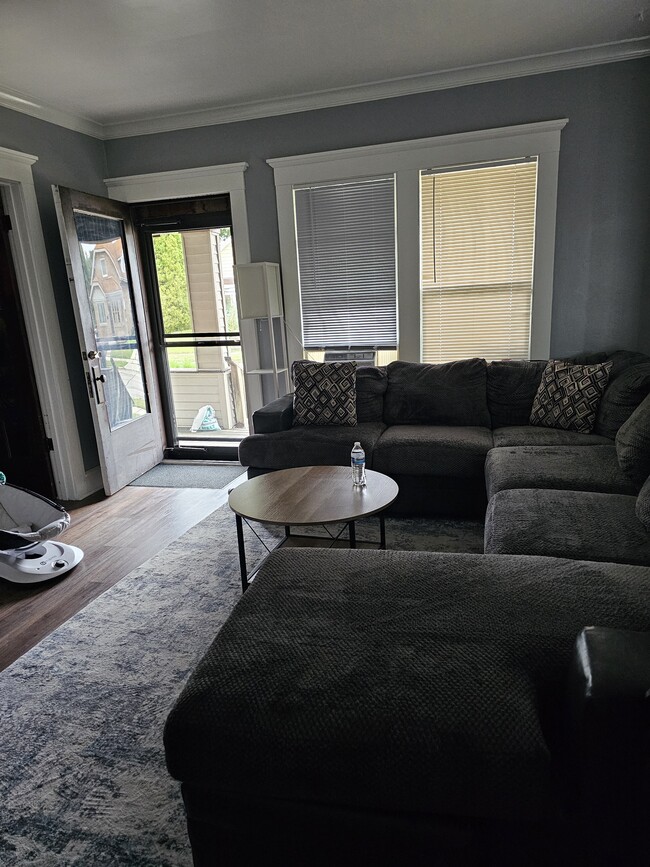 Building Photo - 2122 S 15th St Rental