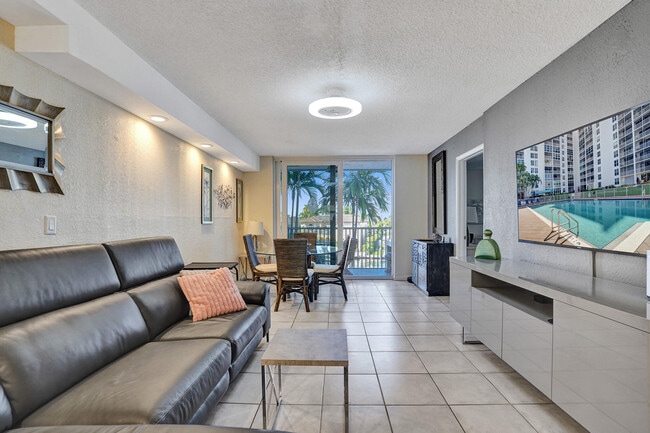 Photo - 1391 S Ocean Blvd