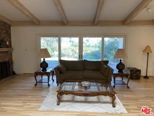 Photo - 2730 Anchor Ave