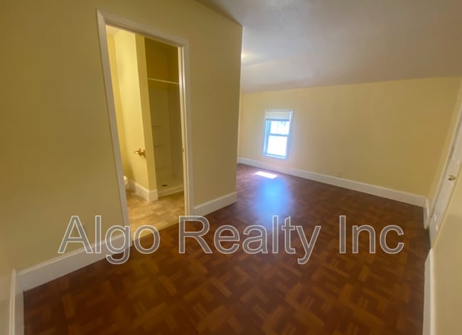 Photo - 2117 N Ilion Ave
