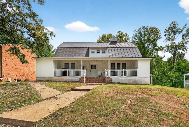 Building Photo - 254 Stribling Ave Rental