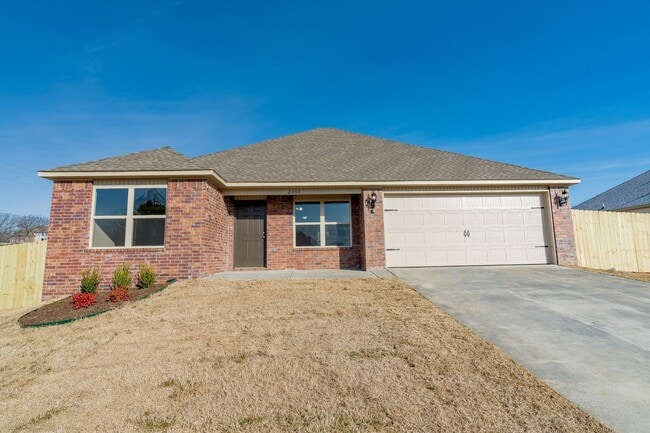 Photo - Beautiful 4 bedroom Home on Valley View Go...