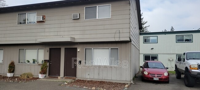 Photo - 1112 SW 5th St Unit A