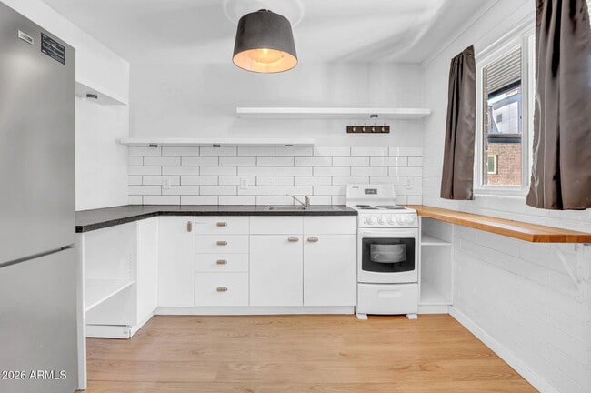 Photo - 821 N 3rd St Unit 3