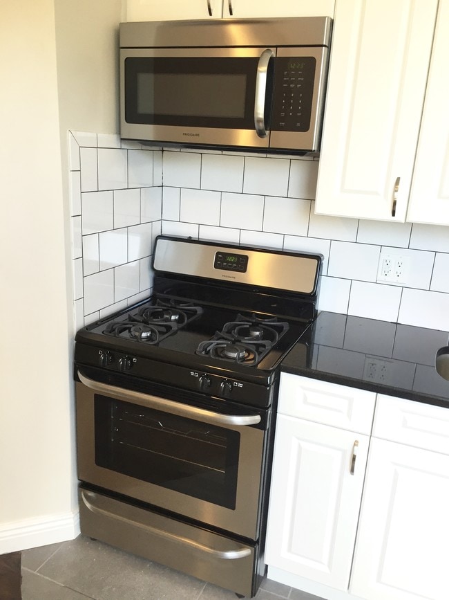 Photo - 102 Lanza Ave Unit 2