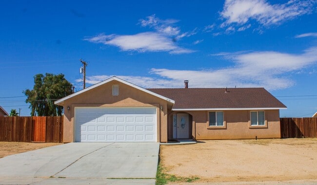 Building Photo - Uniquely Designed & Updated 3 Bedroom, 2 Bathroom Home!